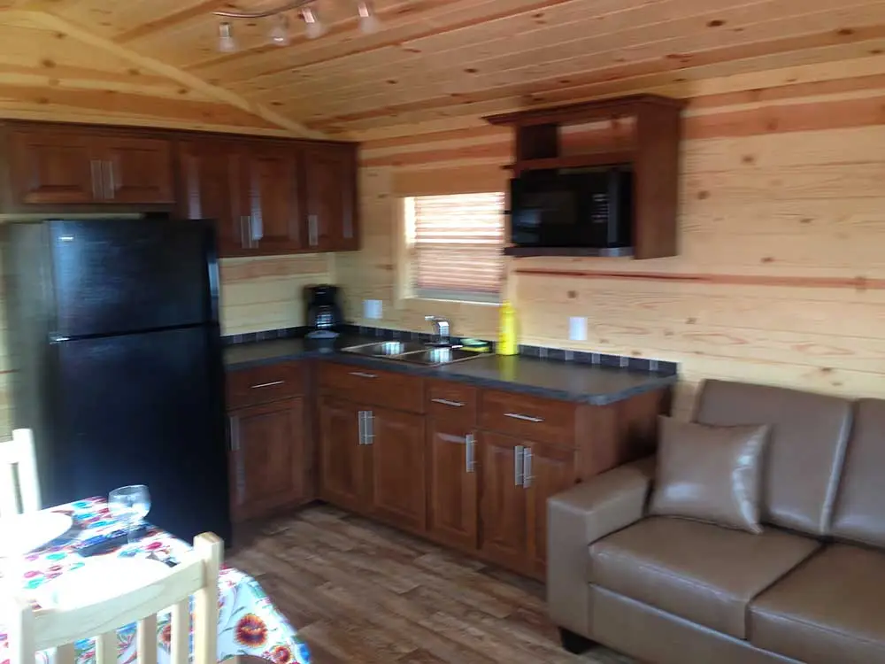 Cottage-Kitchen